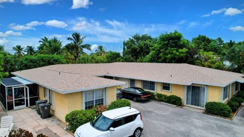 1853 Service Road North Palm Beach FL 33408