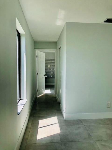Boulevard North 92-18 B - Residential
