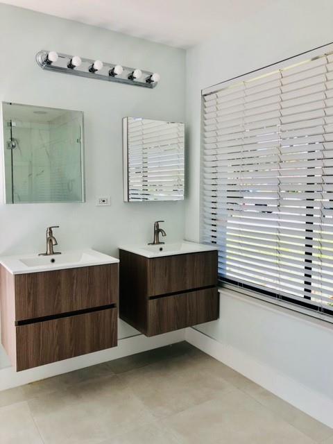 Boulevard North 92-18 B - Residential