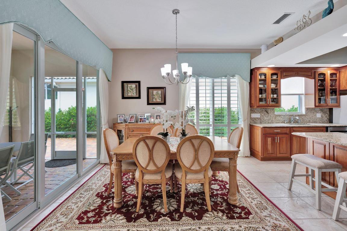 DOUBLE TREE - Residential