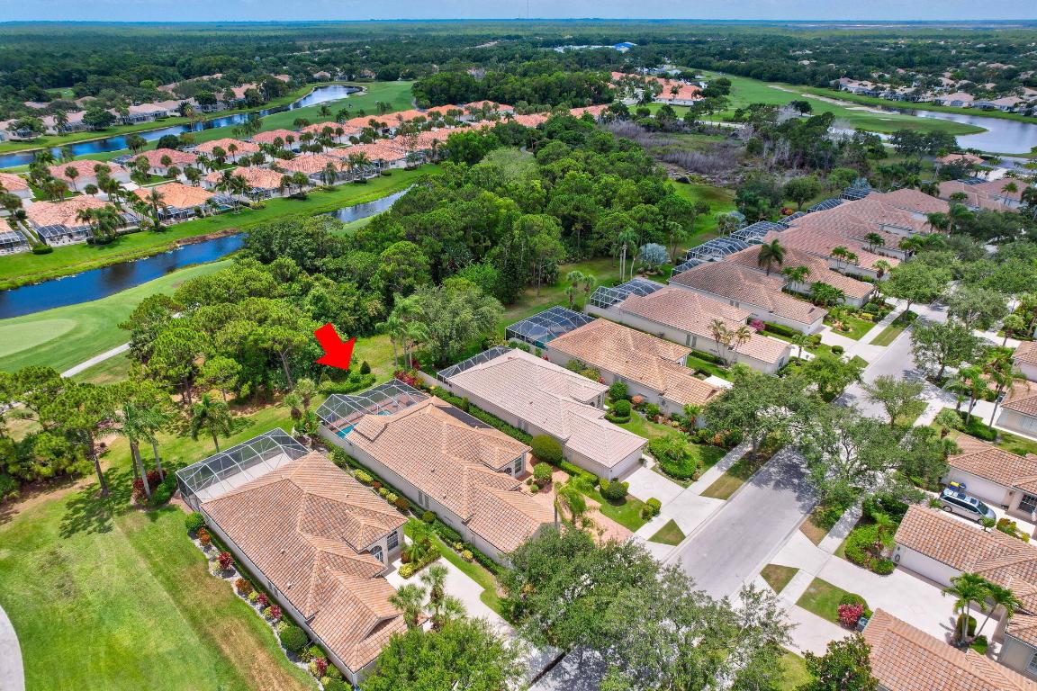 DOUBLE TREE - Residential