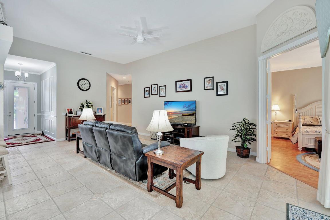 DOUBLE TREE - Residential