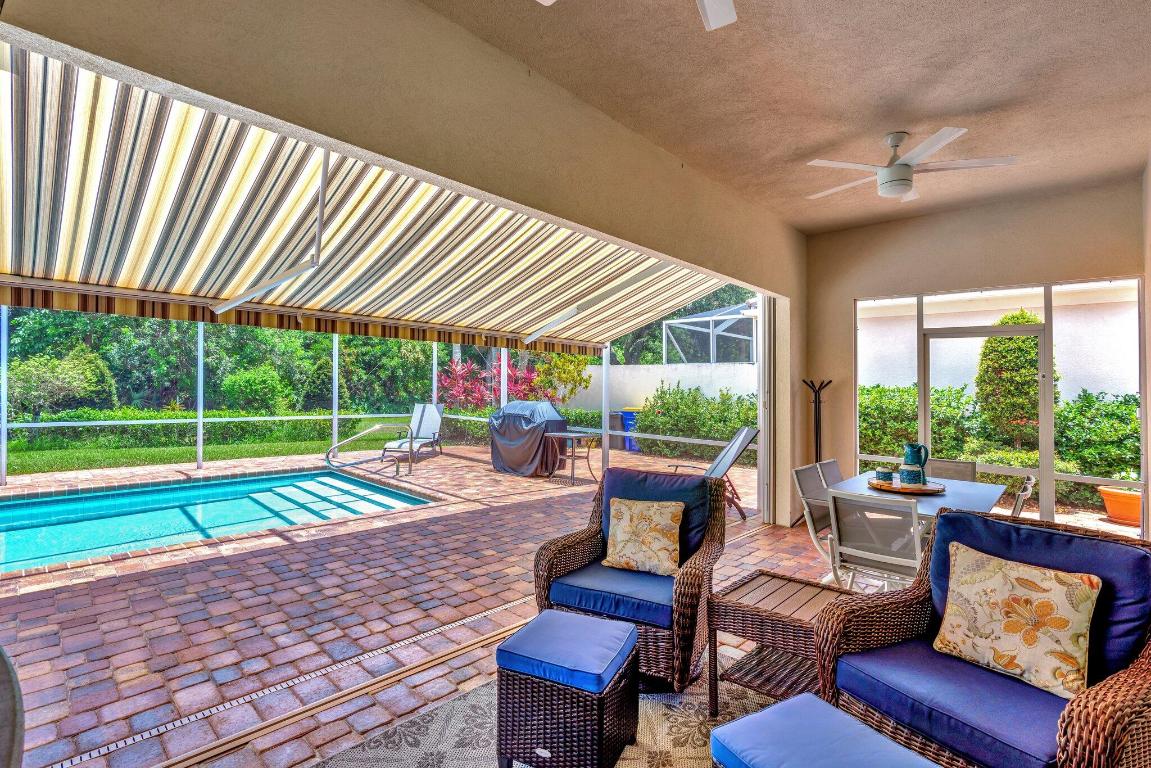 DOUBLE TREE - Residential