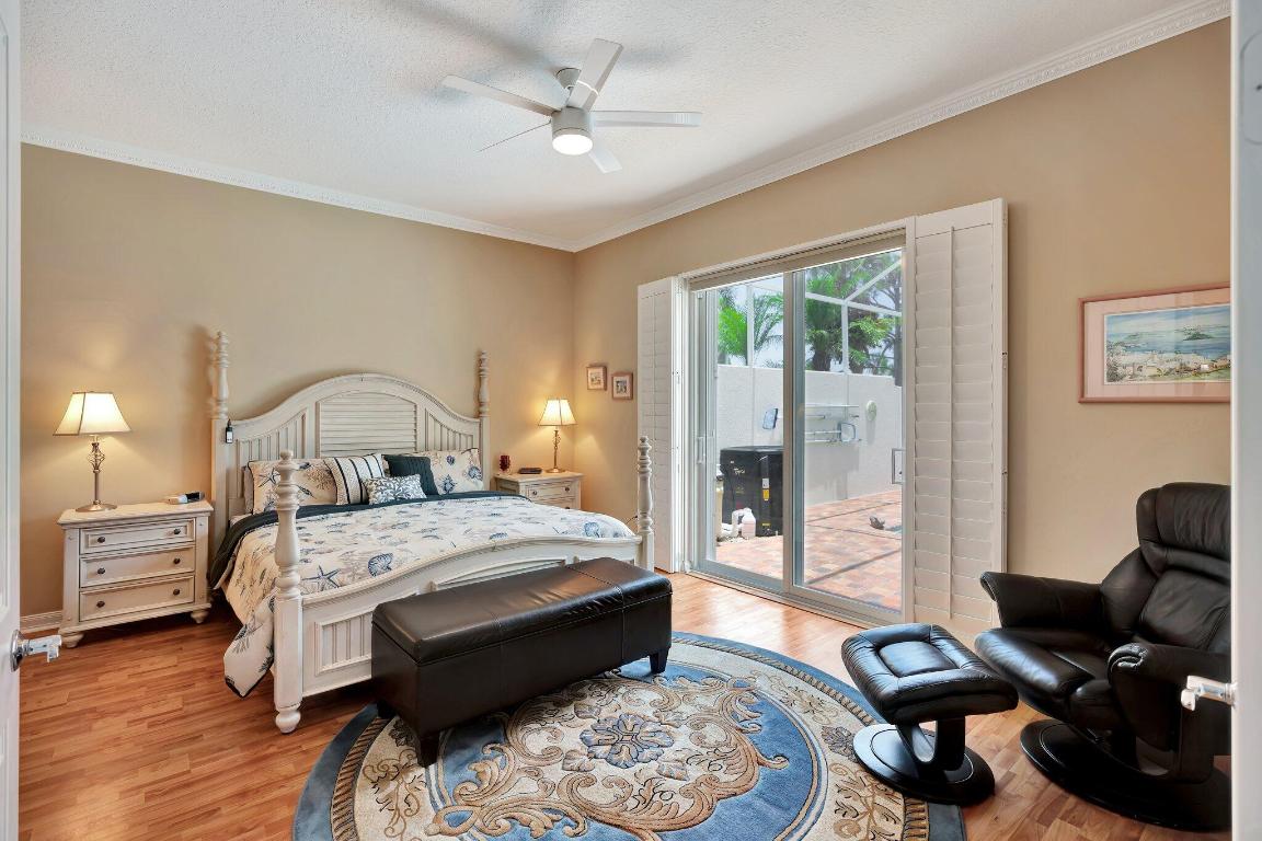 DOUBLE TREE - Residential