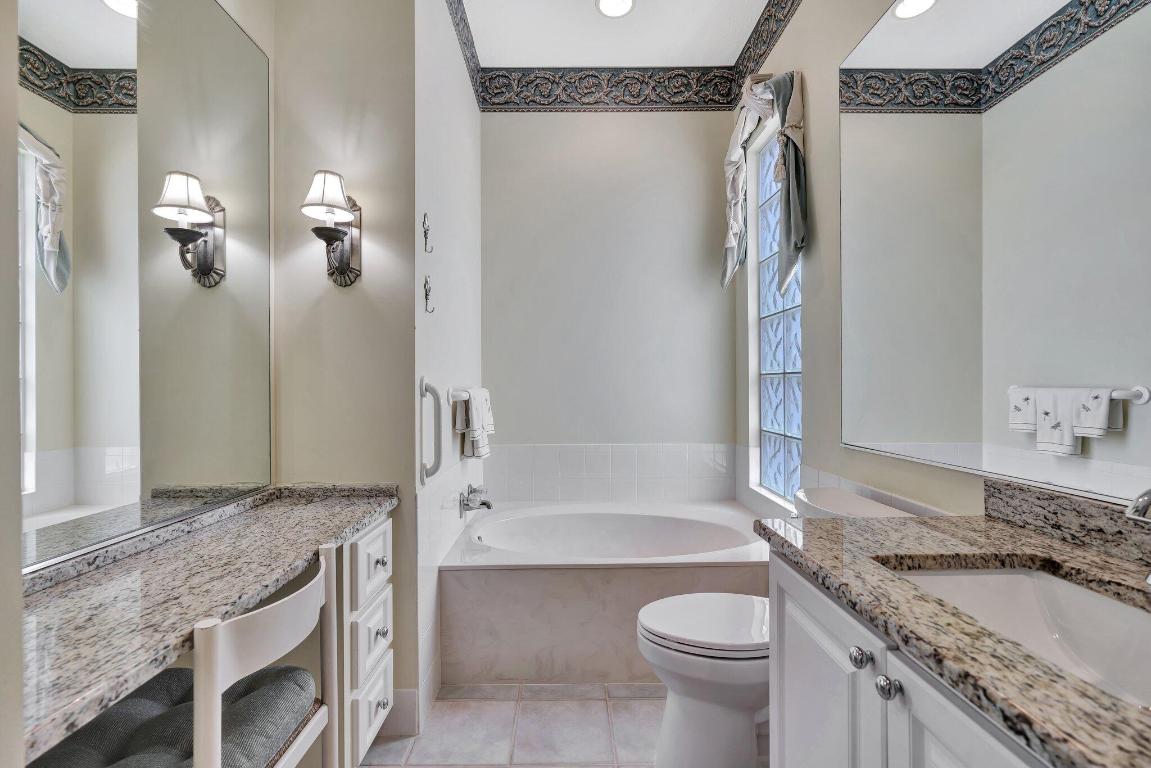 DOUBLE TREE - Residential