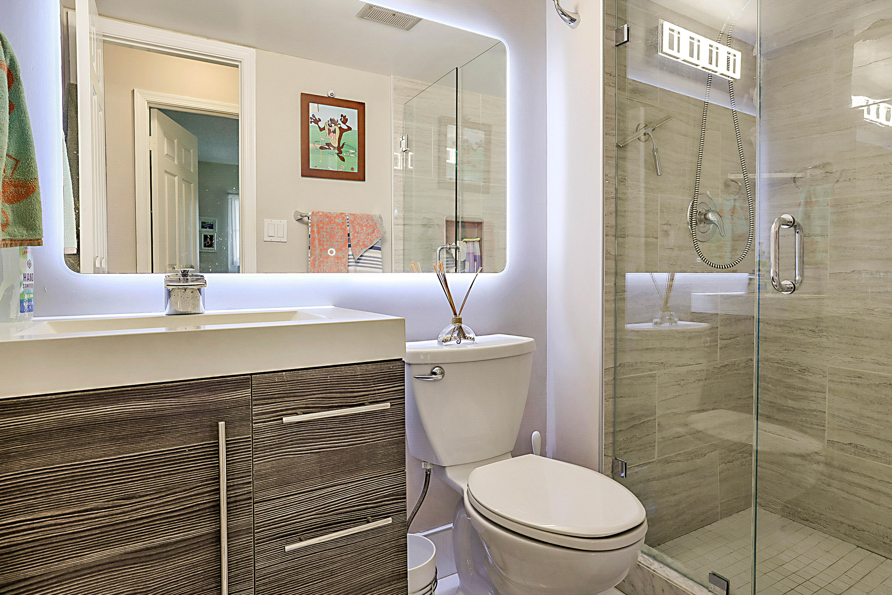 BROADVIEW CONDO - Residential