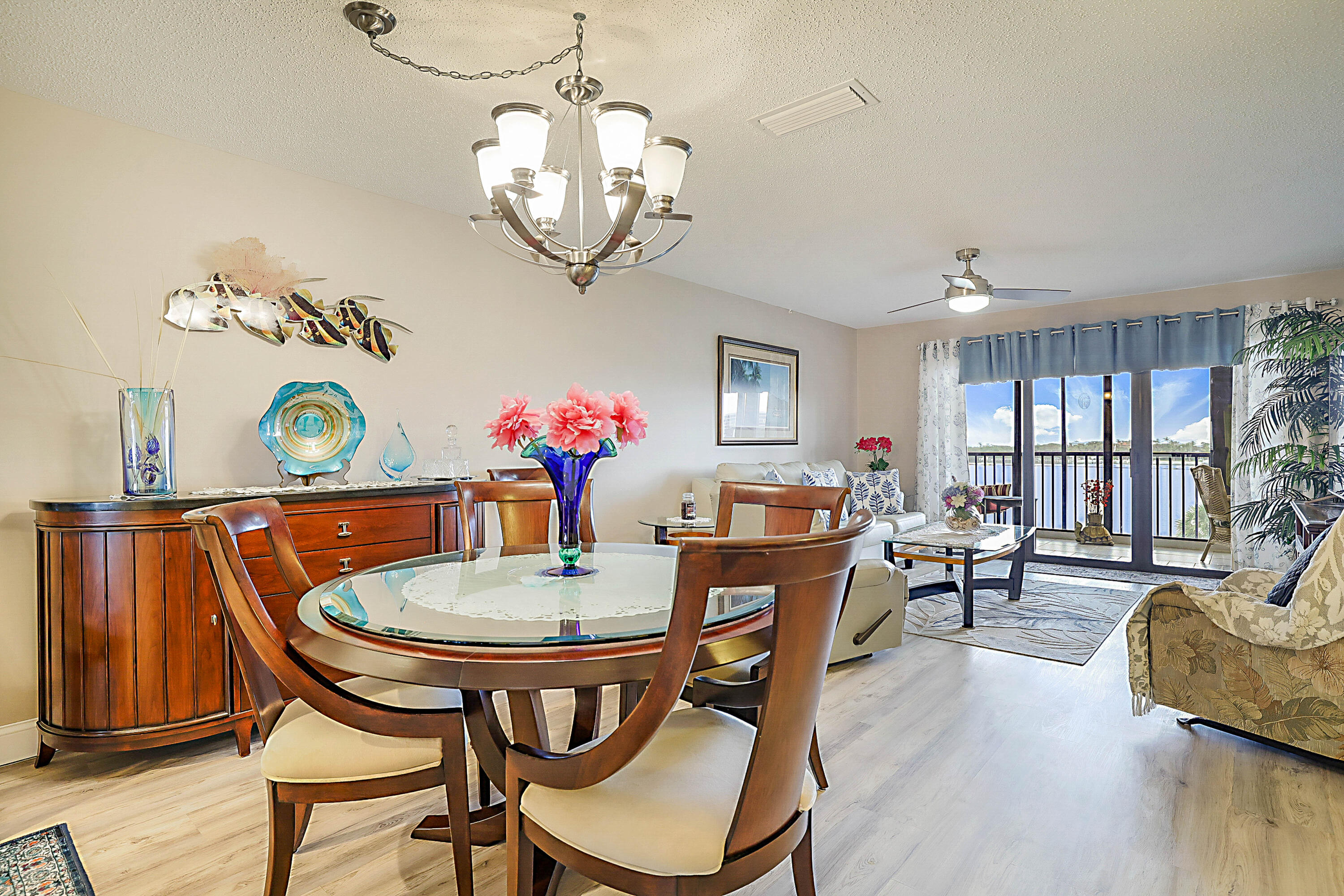 BROADVIEW CONDO - Residential