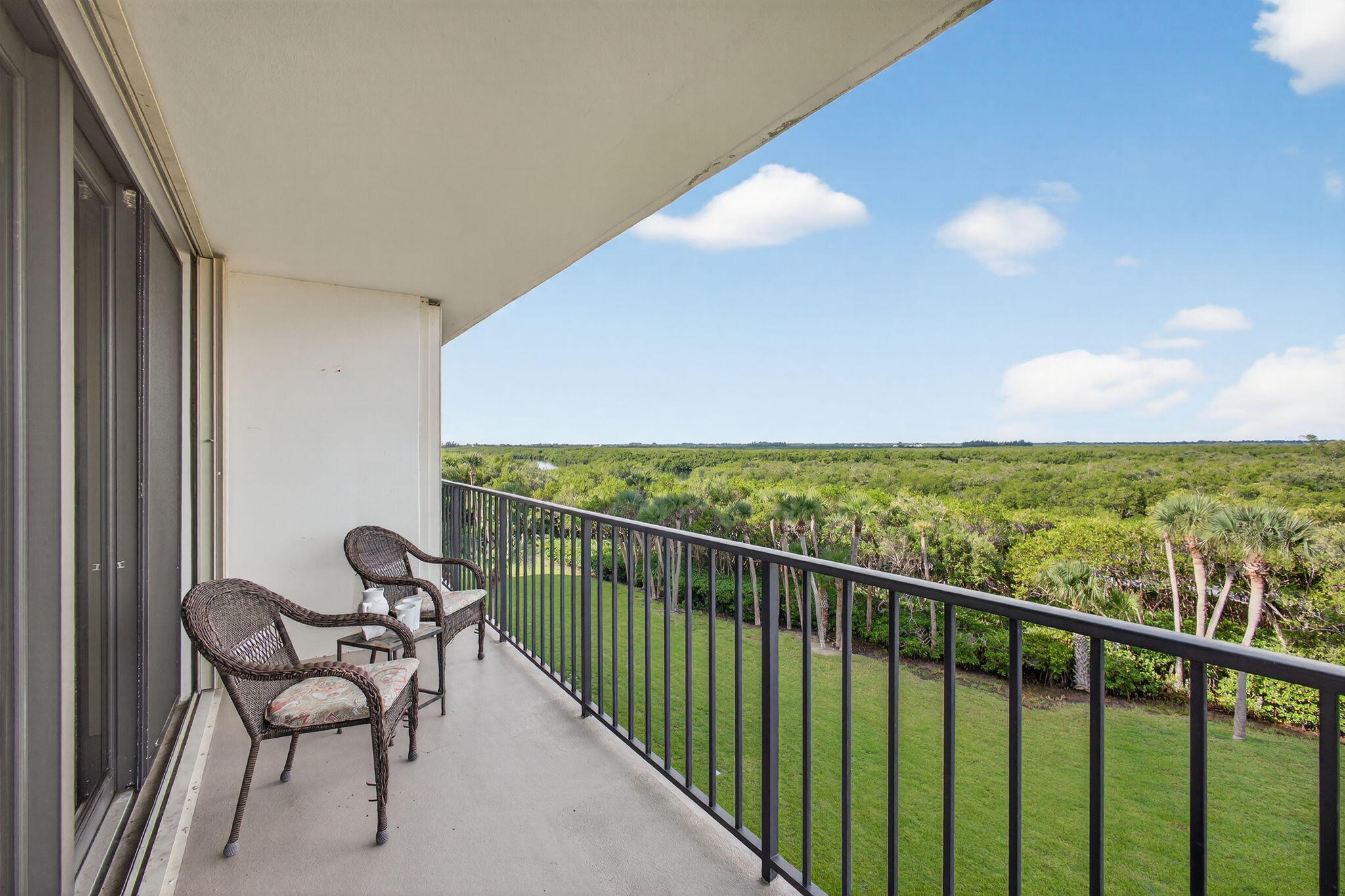 BRYN MAWR OCEAN TOWERS, A CONDOMINIUM - Residential