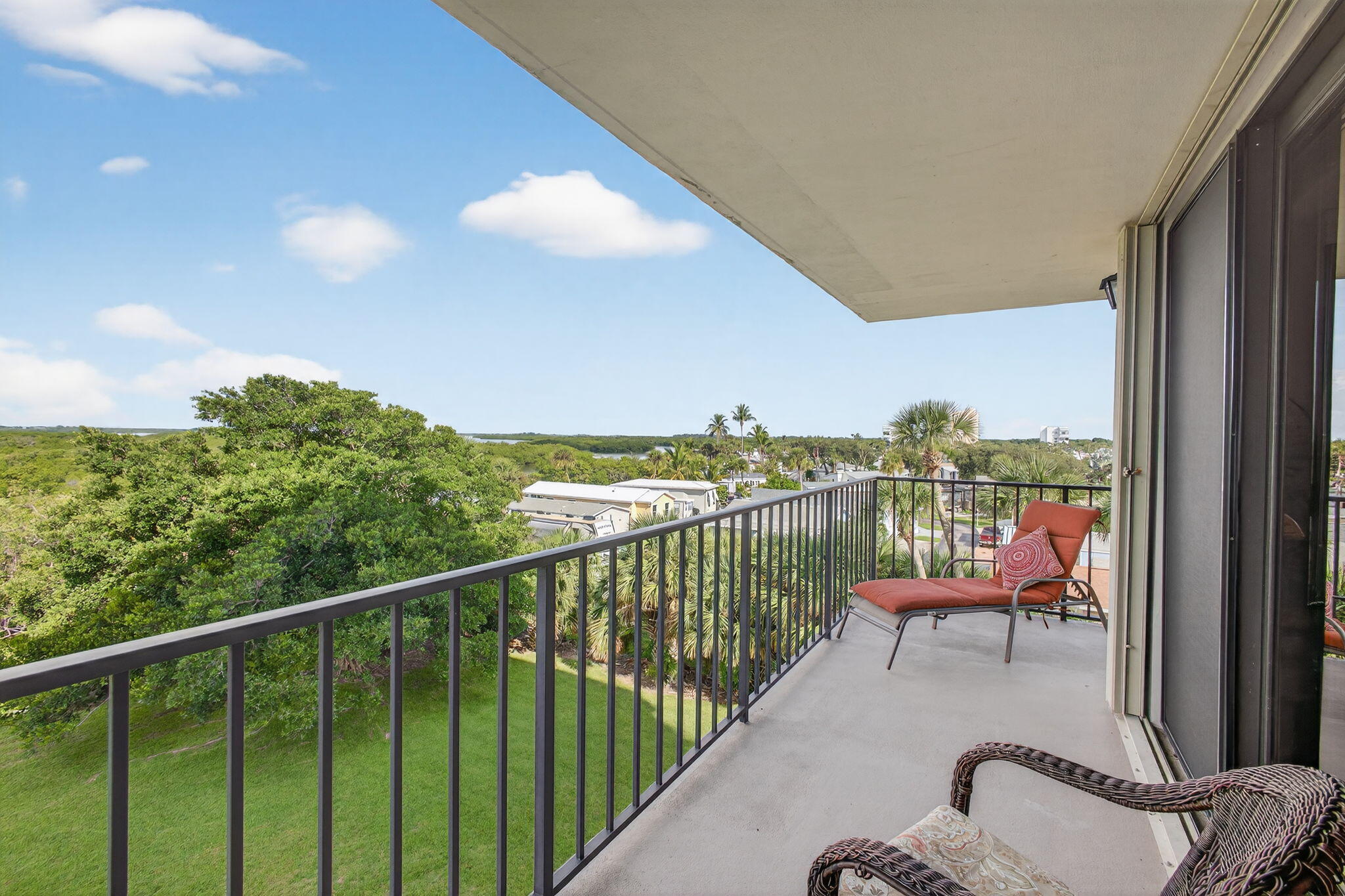 BRYN MAWR OCEAN TOWERS, A CONDOMINIUM - Residential