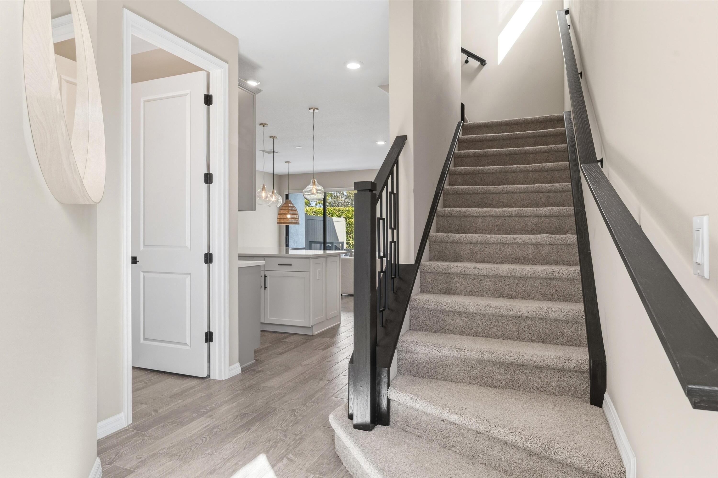 2147 Appleton Circle N