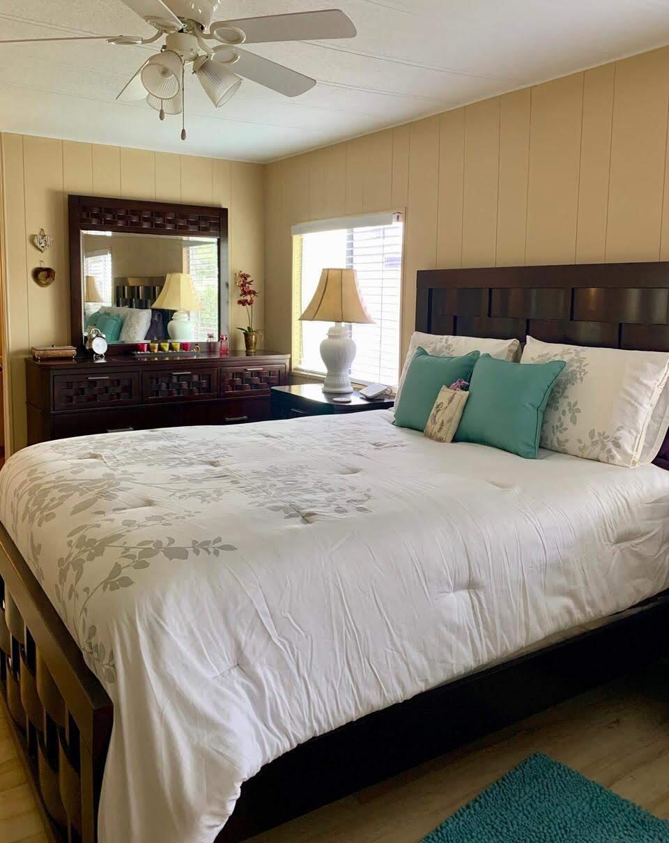 Spanish Lakes Golf Villag - Residential