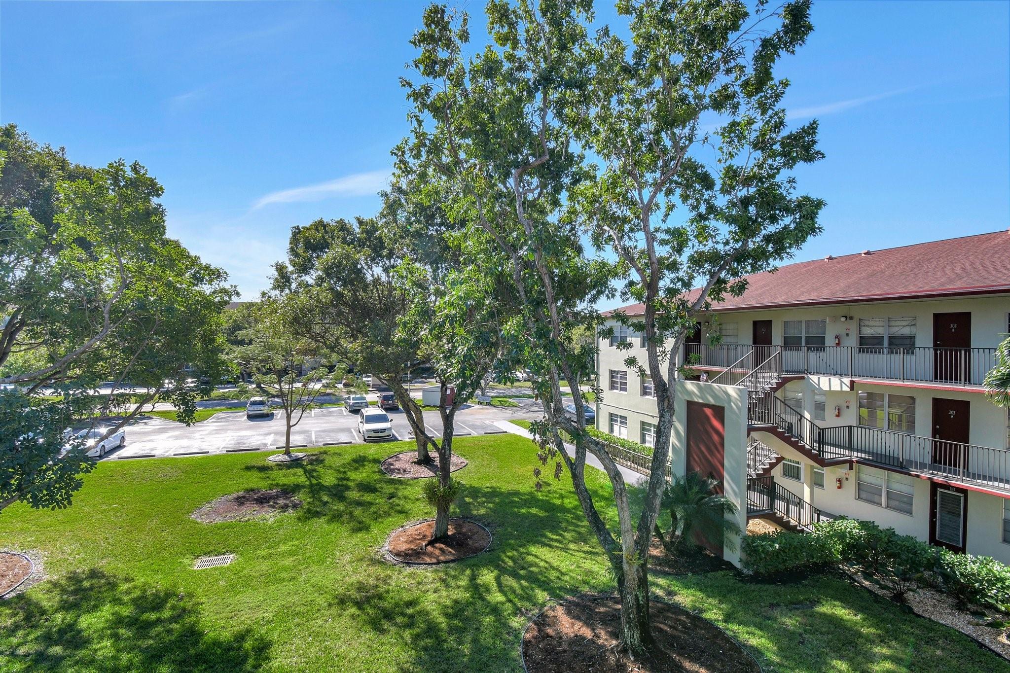 13455 SW 3rd St 307 S
