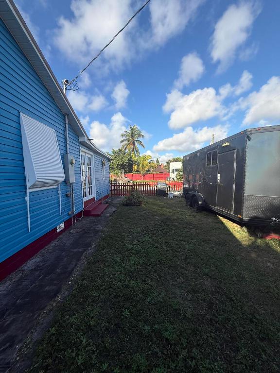 PALM BEACH FARMS CO 7 - Residential