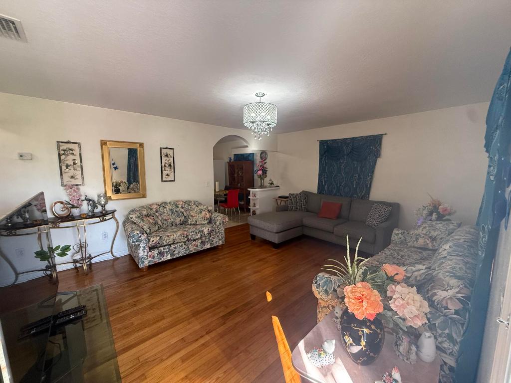 PALM BEACH FARMS CO 7 - Residential