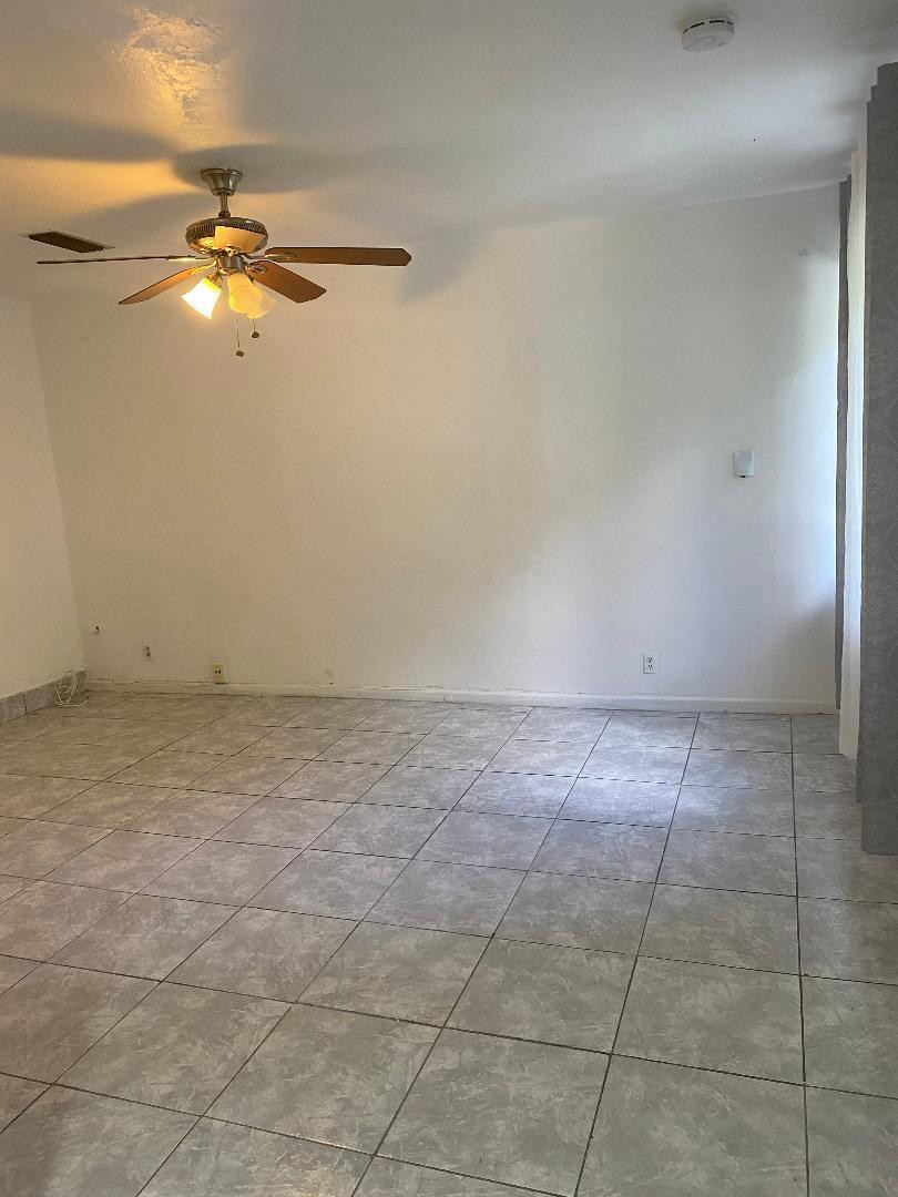 SHOREWOOD HEIGHTS - Residential Lease