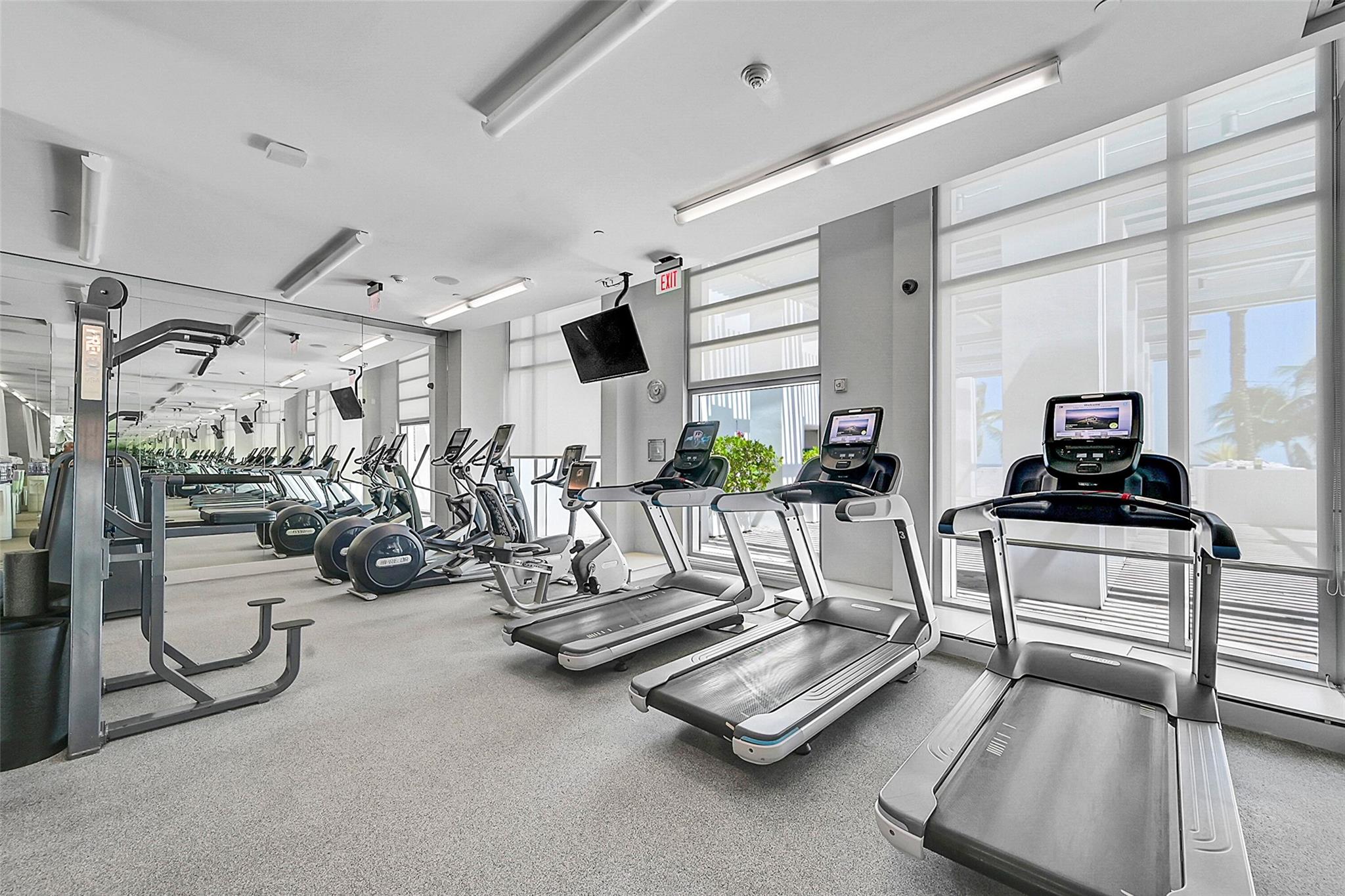 Diplomat Residences - Residential