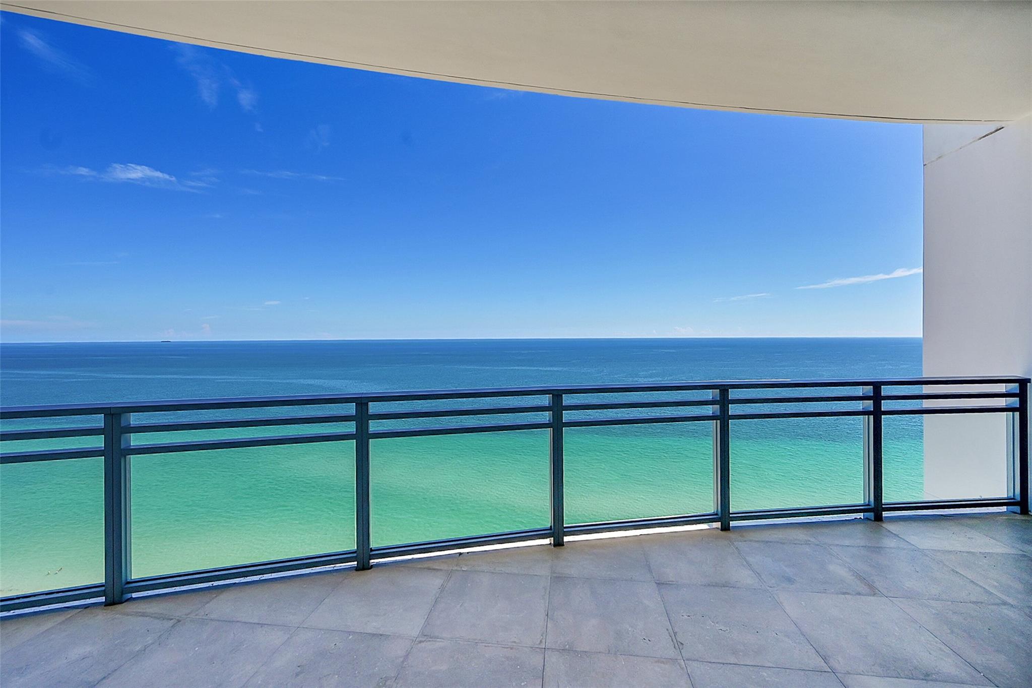 Diplomat Residences - Residential