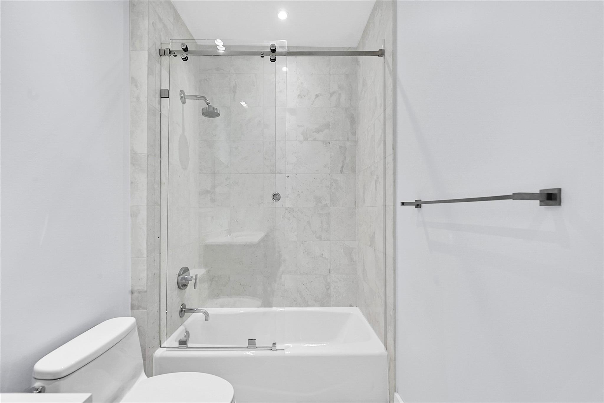 Diplomat Residences - Residential