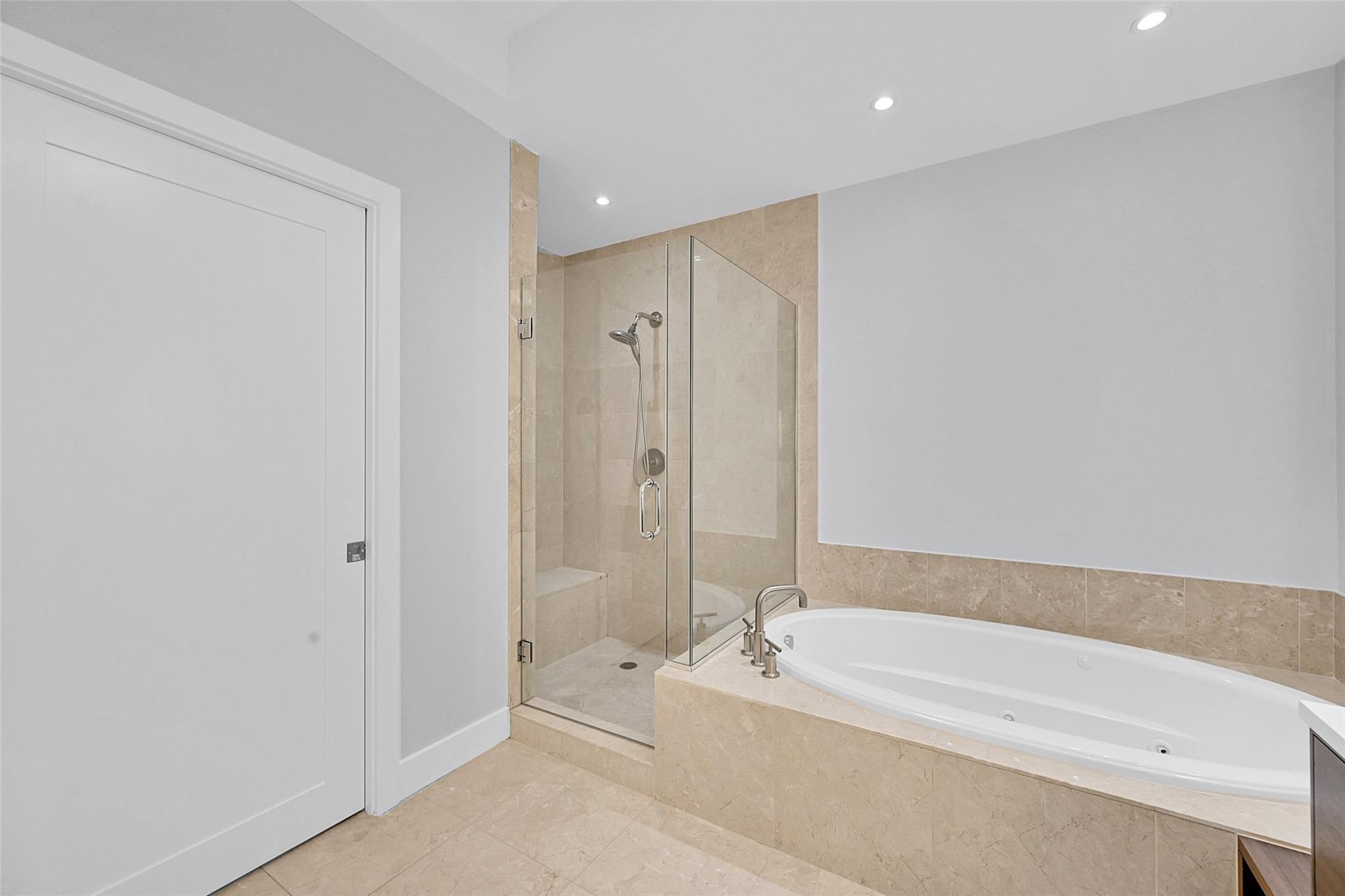 Diplomat Residences - Residential