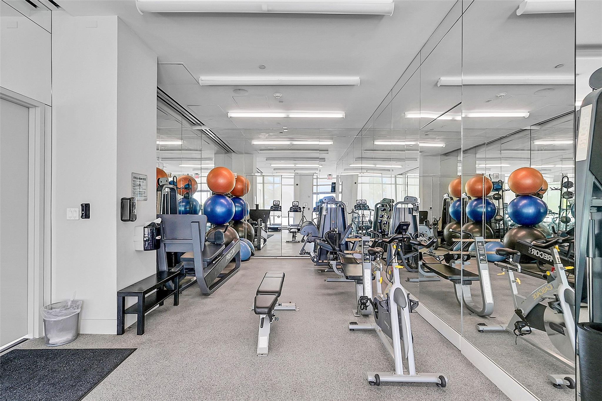 Diplomat Residences - Residential