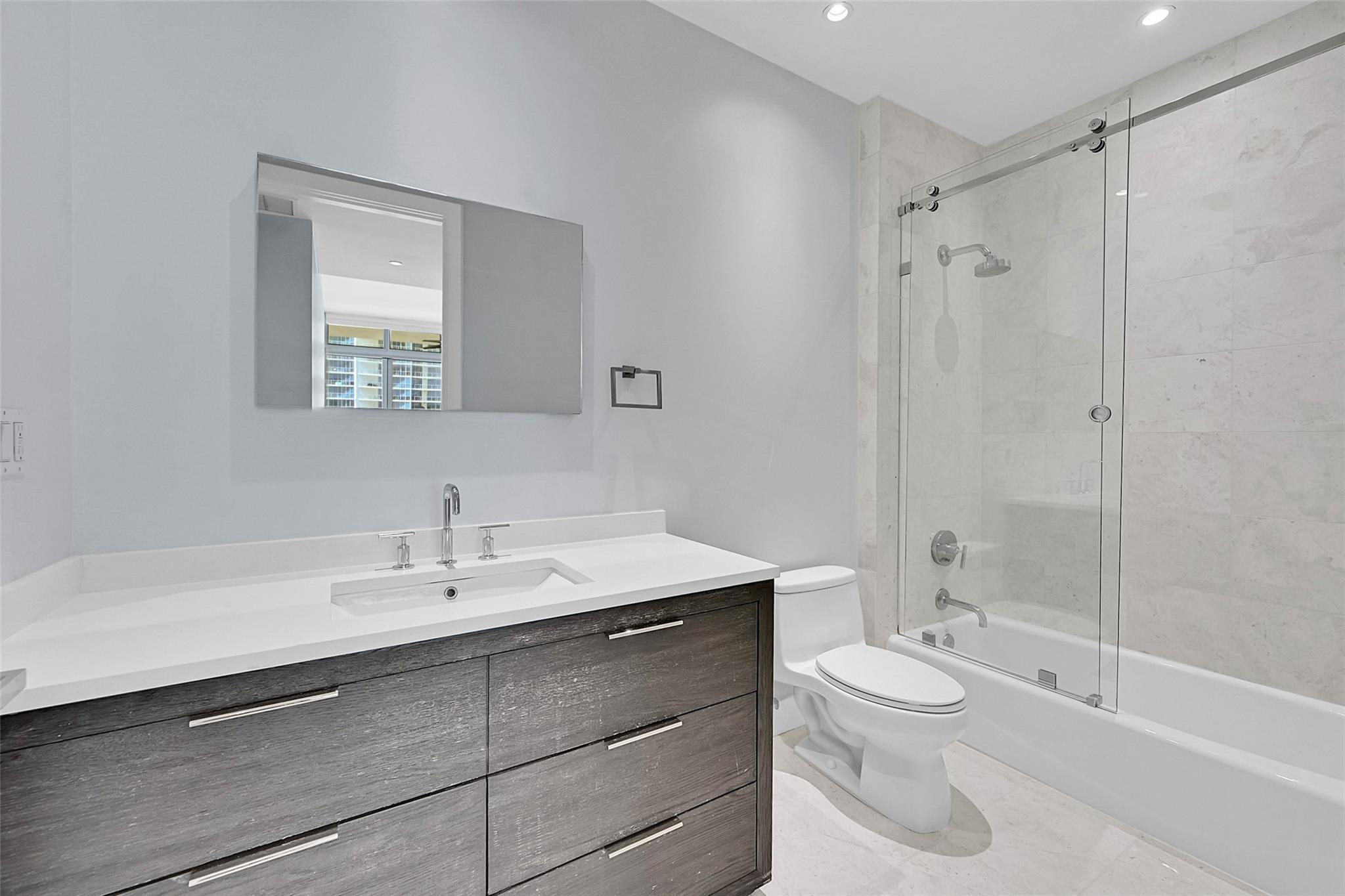 Diplomat Residences - Residential