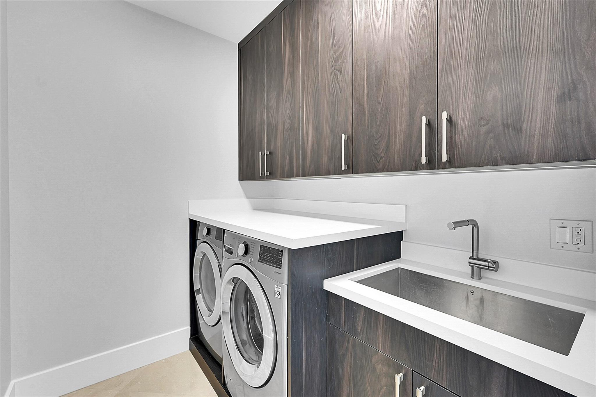 Diplomat Residences - Residential