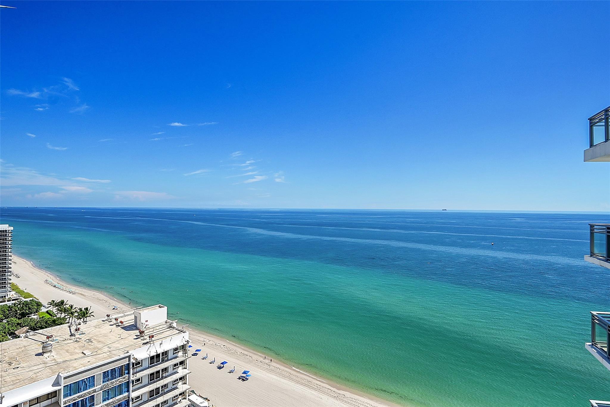 Diplomat Residences - Residential