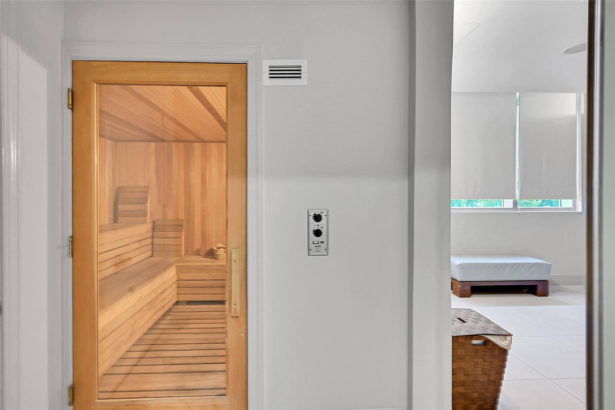 Diplomat Residences - Residential