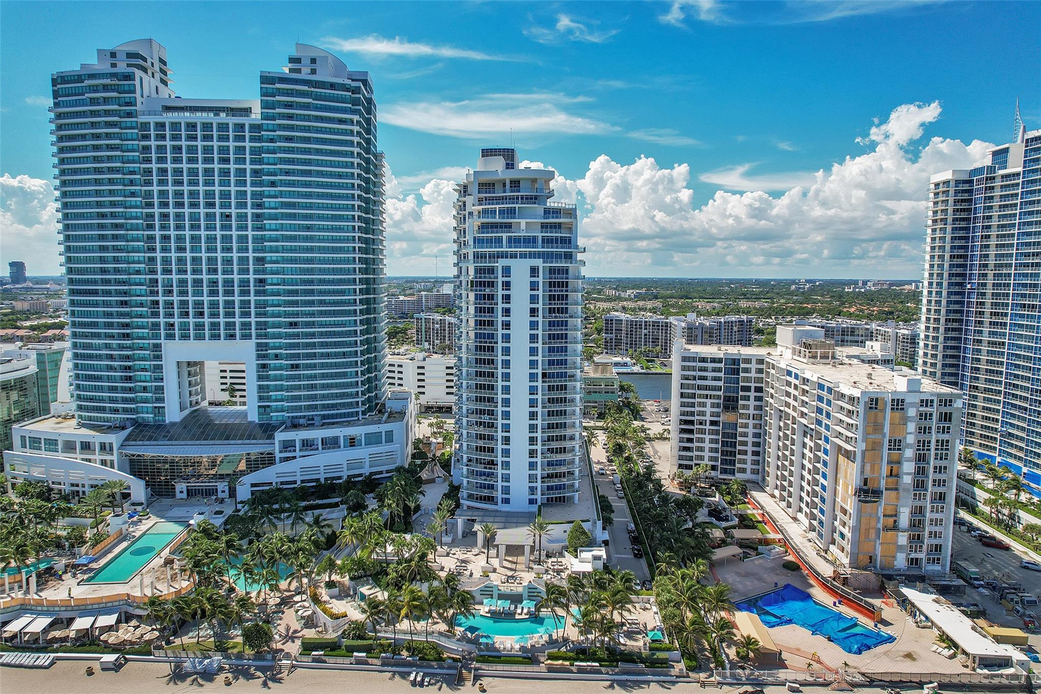 Diplomat Residences - Residential