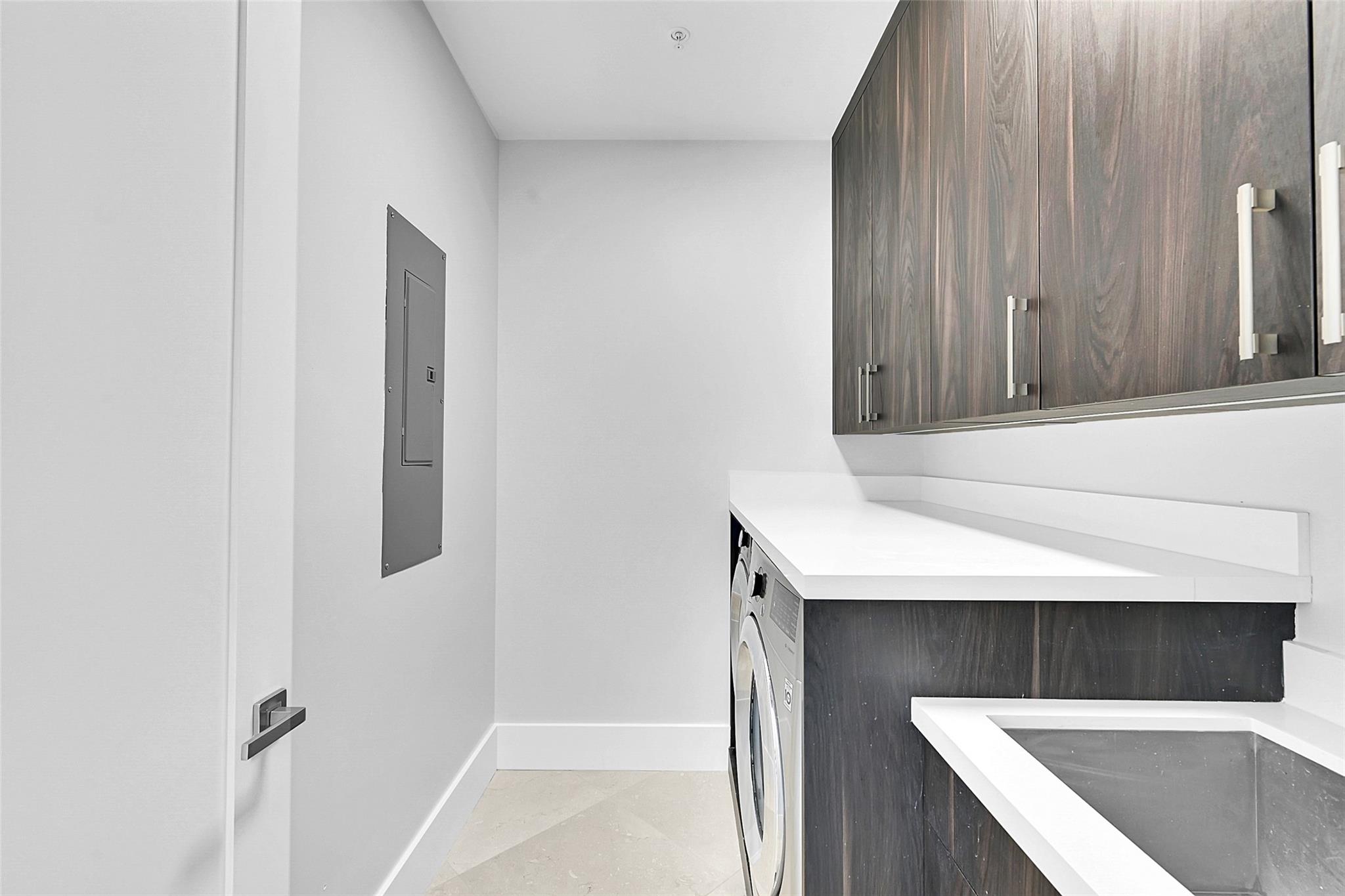 Diplomat Residences - Residential