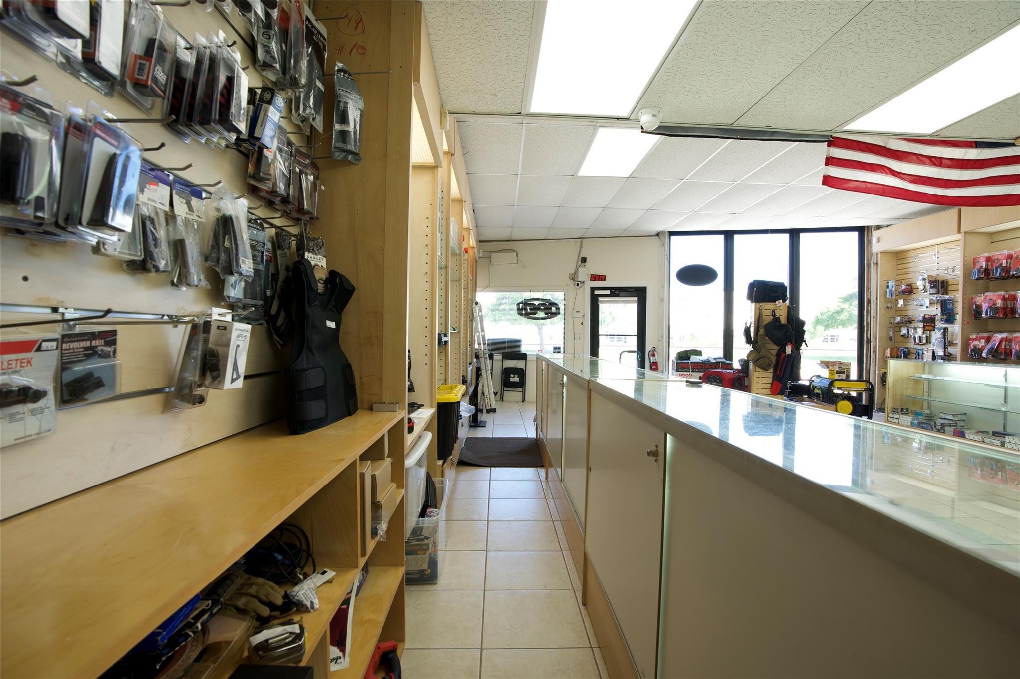 4581 N Dixie Highway