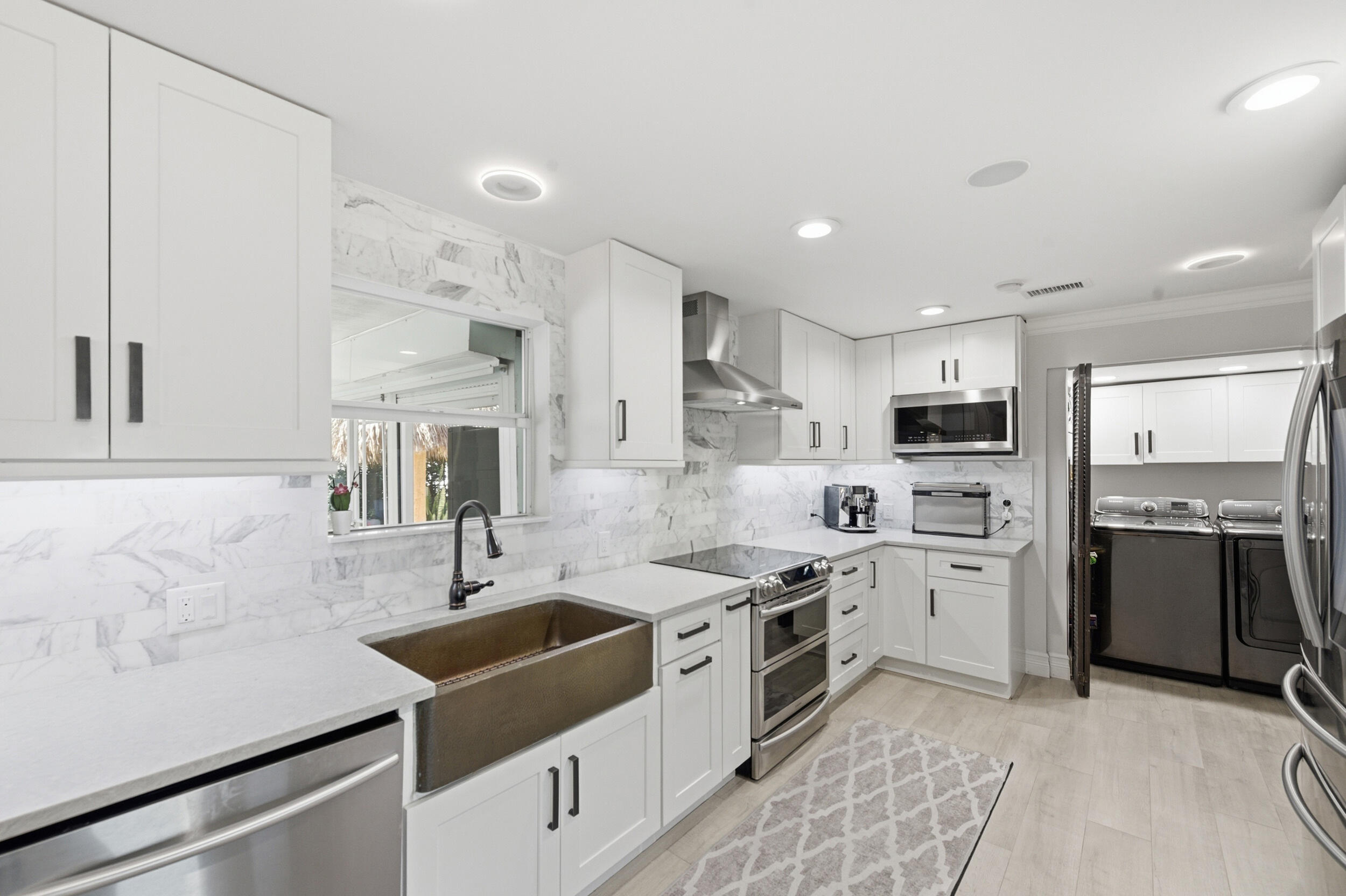 CONNOR ESTATES - Residential