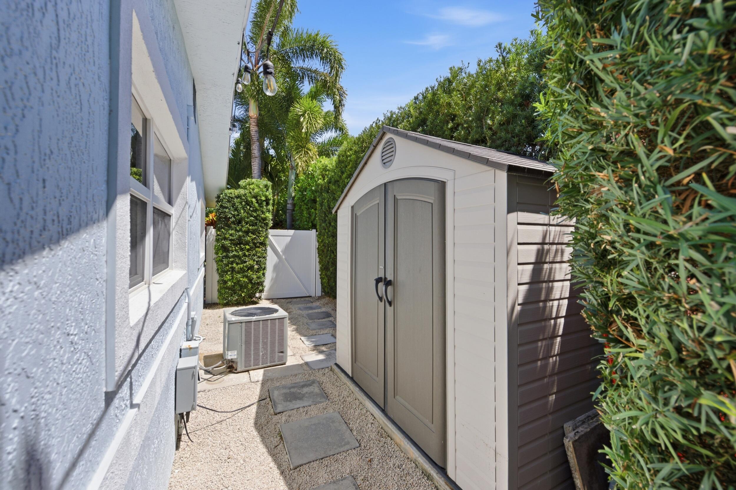 CONNOR ESTATES - Residential