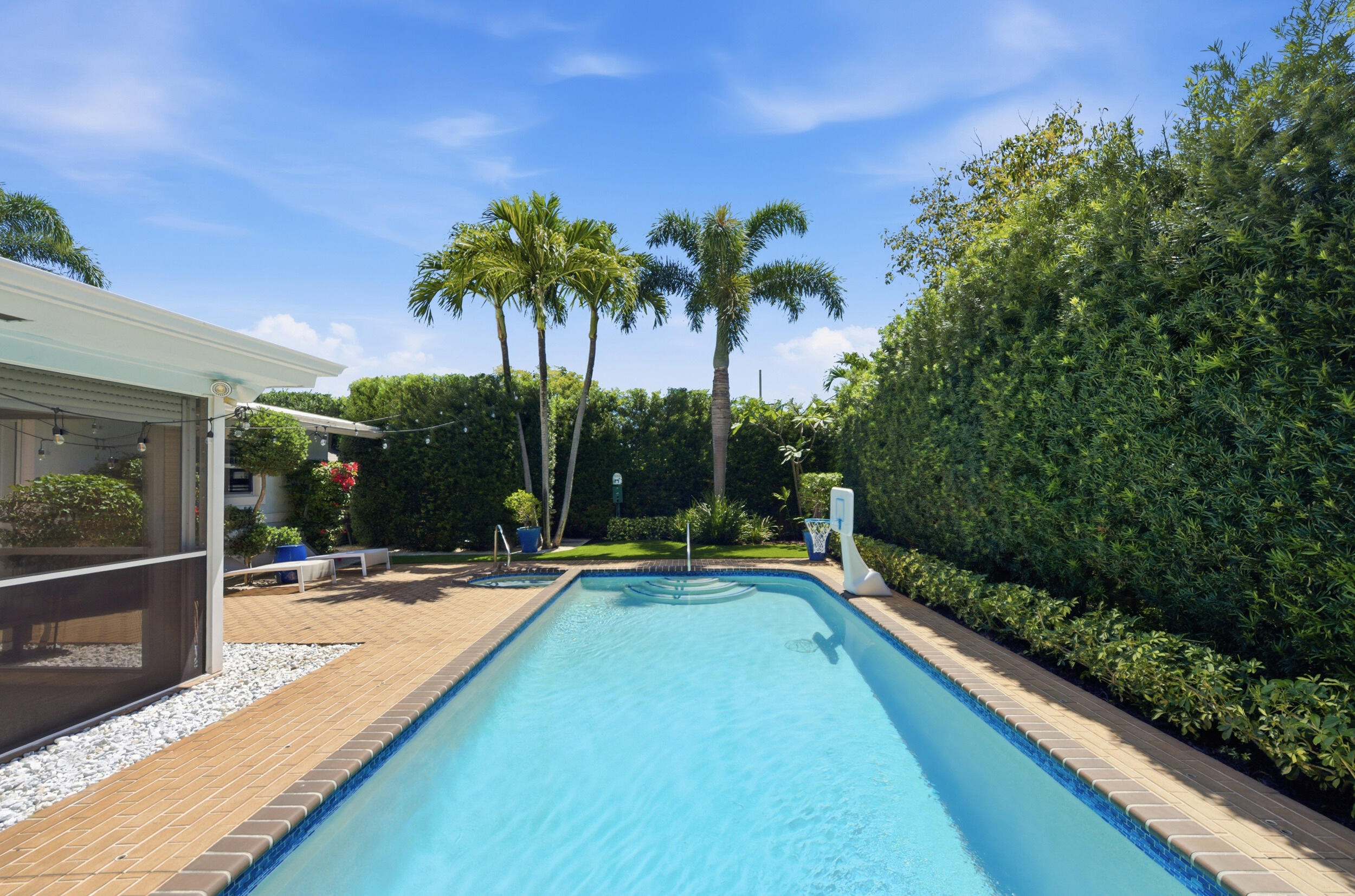 CONNOR ESTATES - Residential