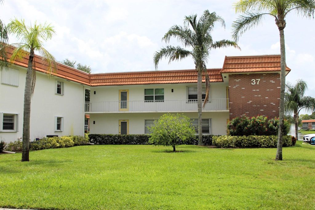 Photo of 1225 NW 21st Street #3702, Stuart, FL 34994 (MLS # R11006745)