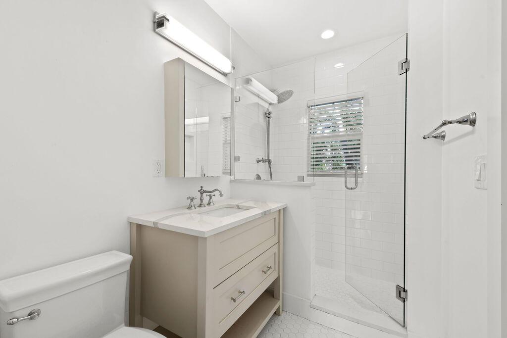 LAKE WORTH TOWN OF - Residential Lease