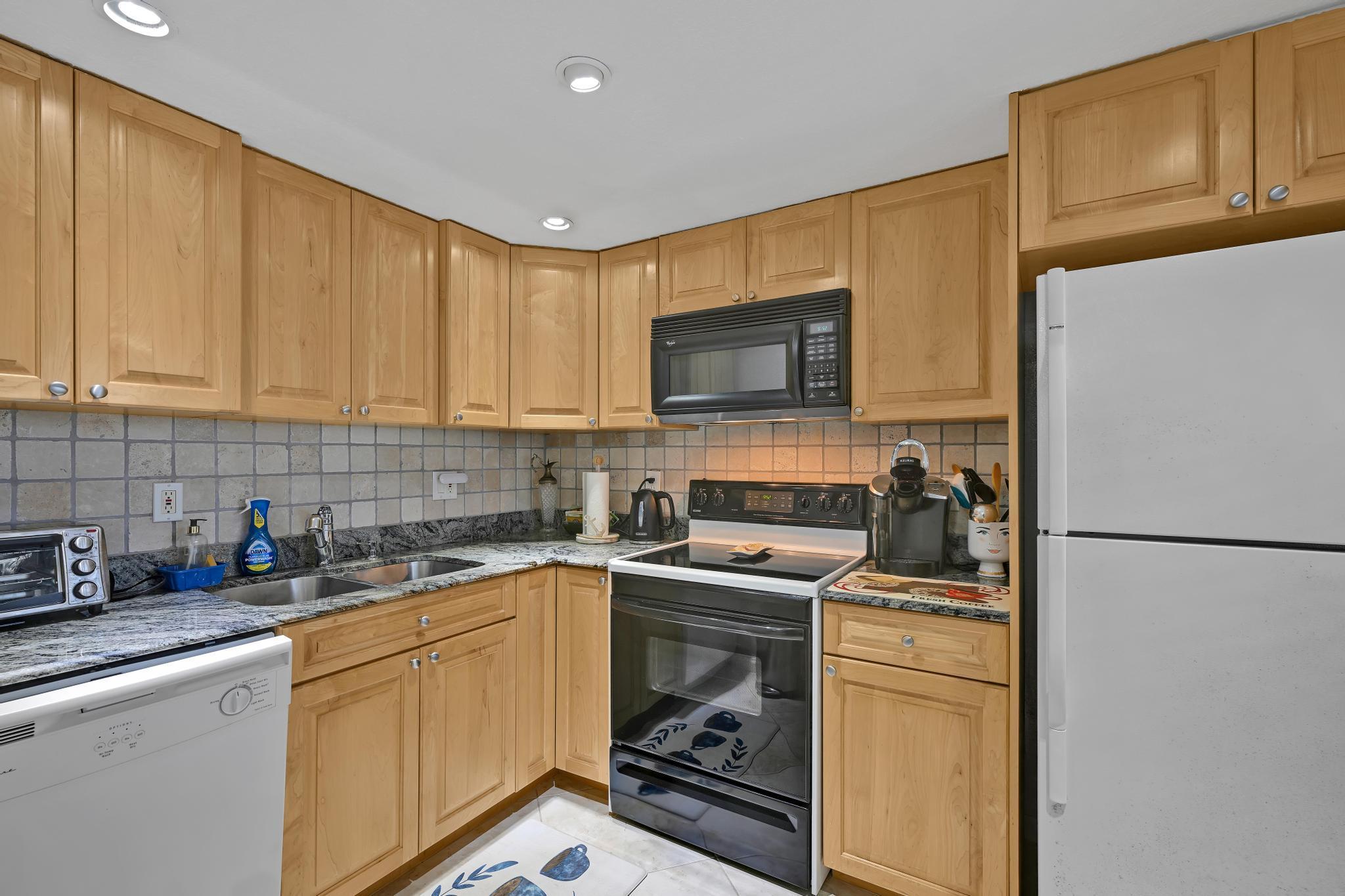 3590 S Ocean Boulevard 306