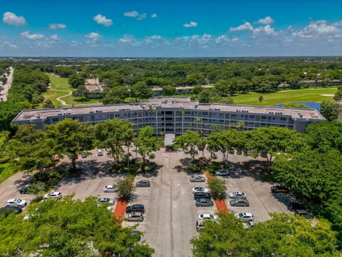 Tiny photo for 4020 W PALM AIRE Drive #408, Pompano Beach, FL 33069 (MLS # B26069961)