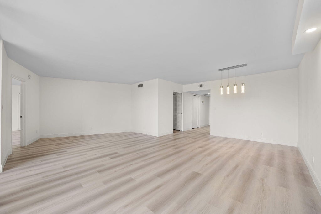 Photo of 4020 W PALM AIRE Drive #408, Pompano Beach, FL 33069 (MLS # B26069961)