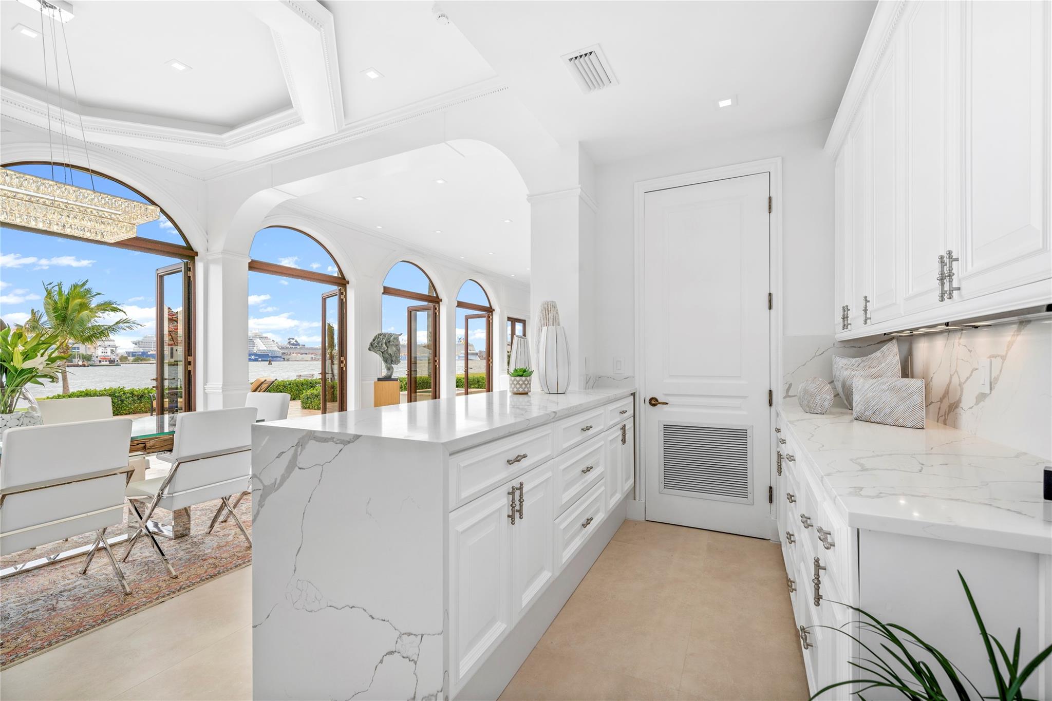 Breakwater 42-19 B - Residential