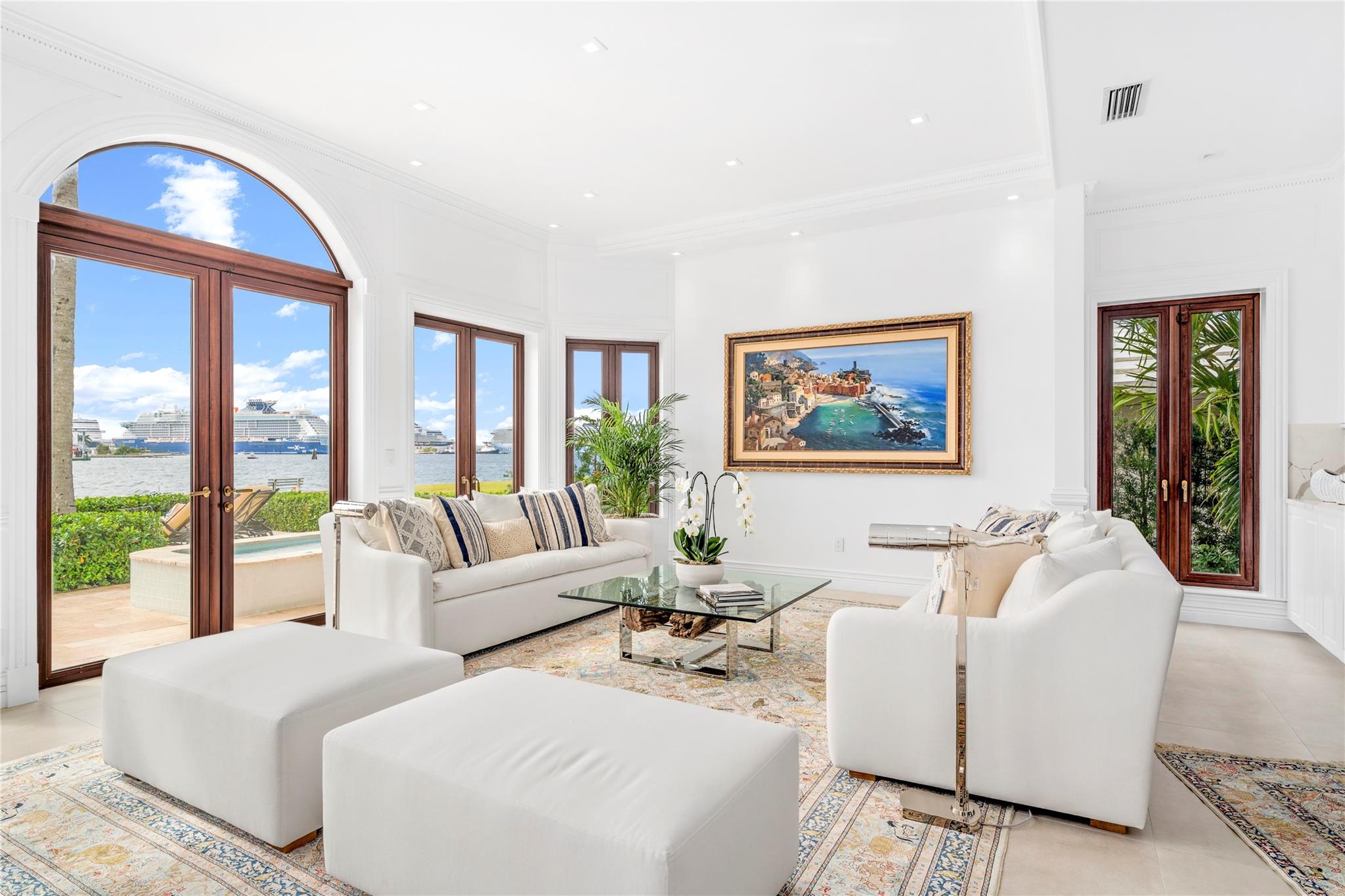 Breakwater 42-19 B - Residential