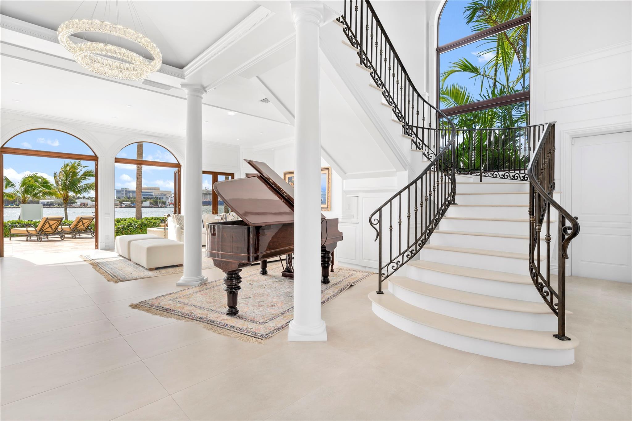 Breakwater 42-19 B - Residential