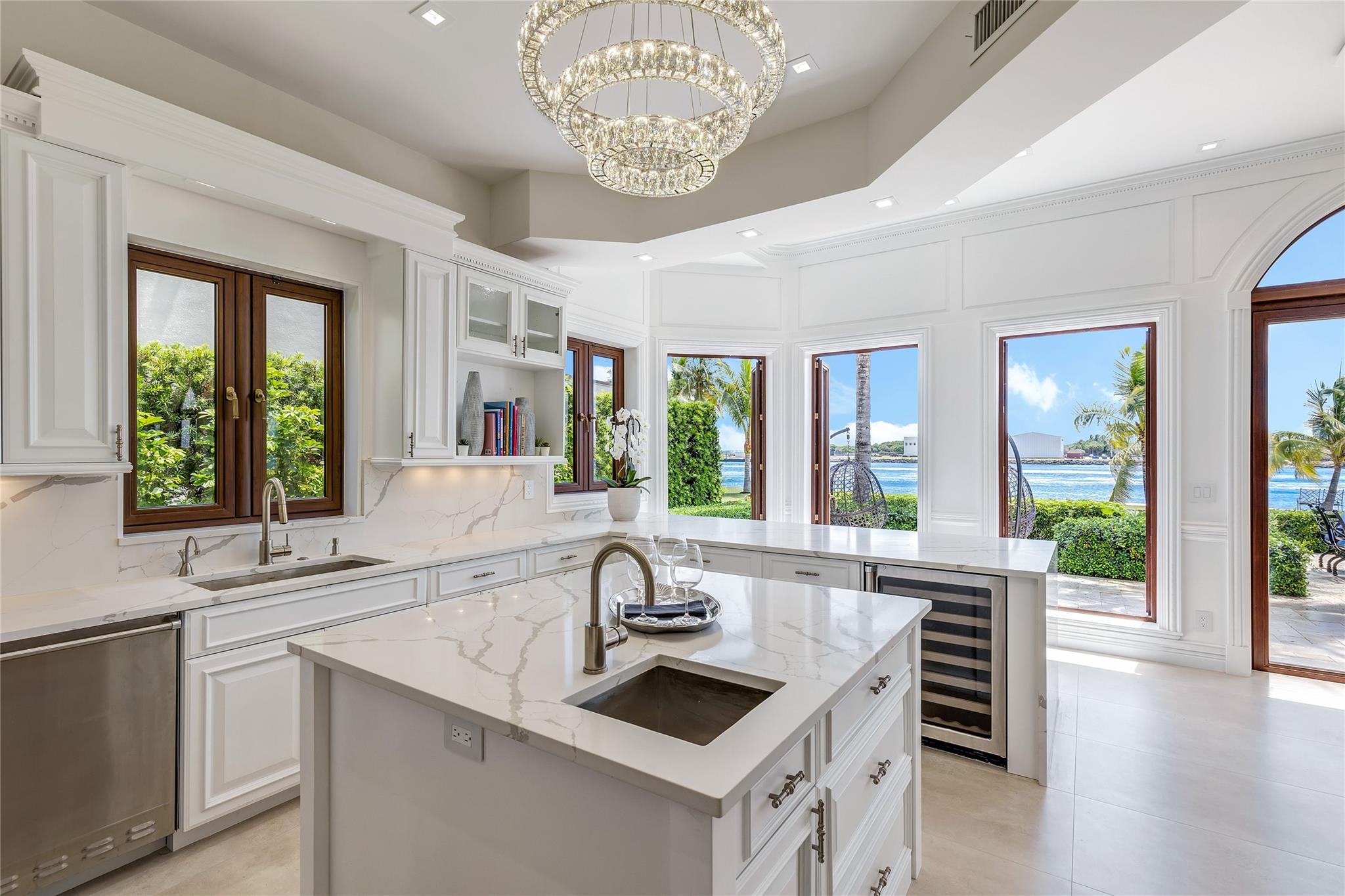 Breakwater 42-19 B - Residential