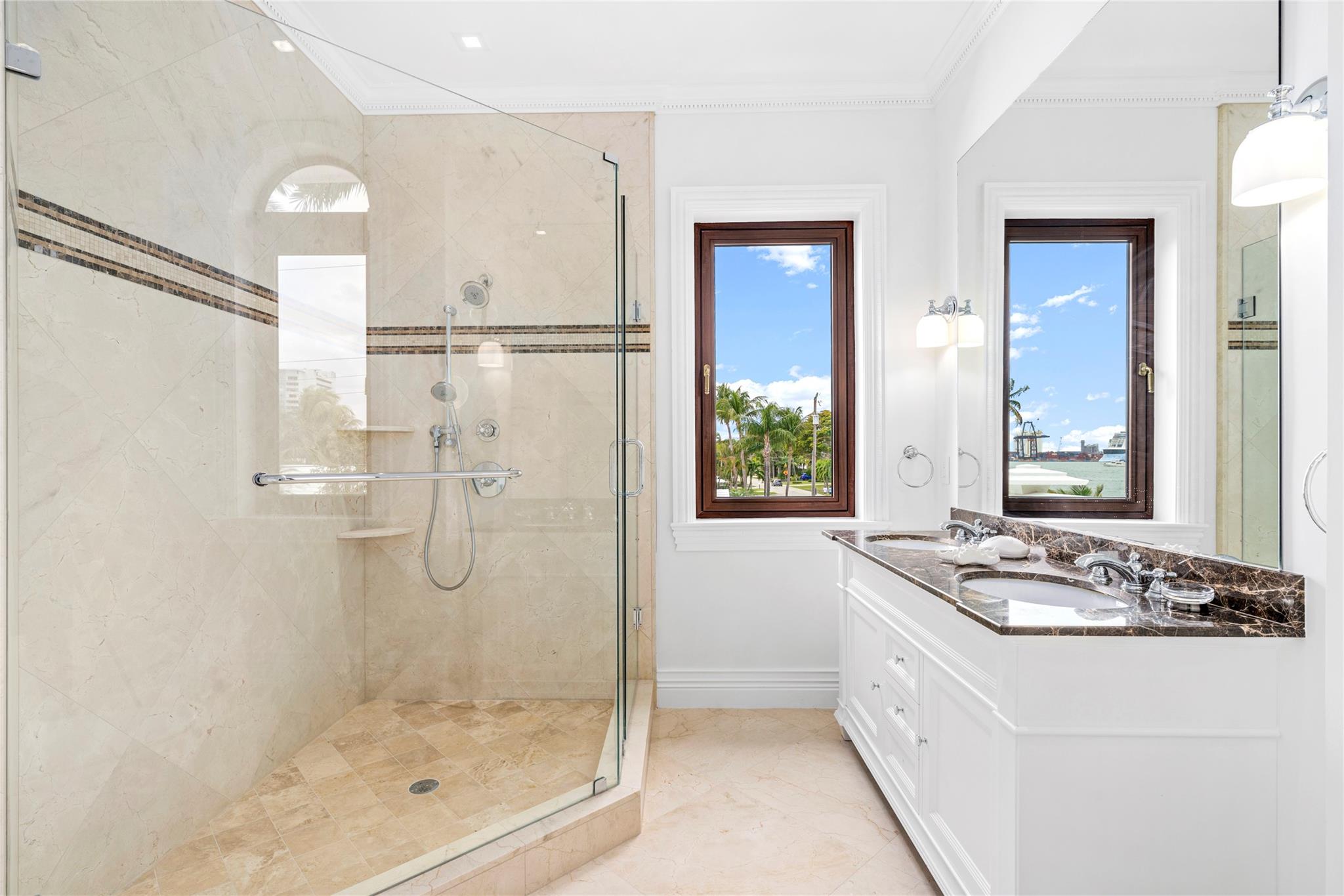 Breakwater 42-19 B - Residential