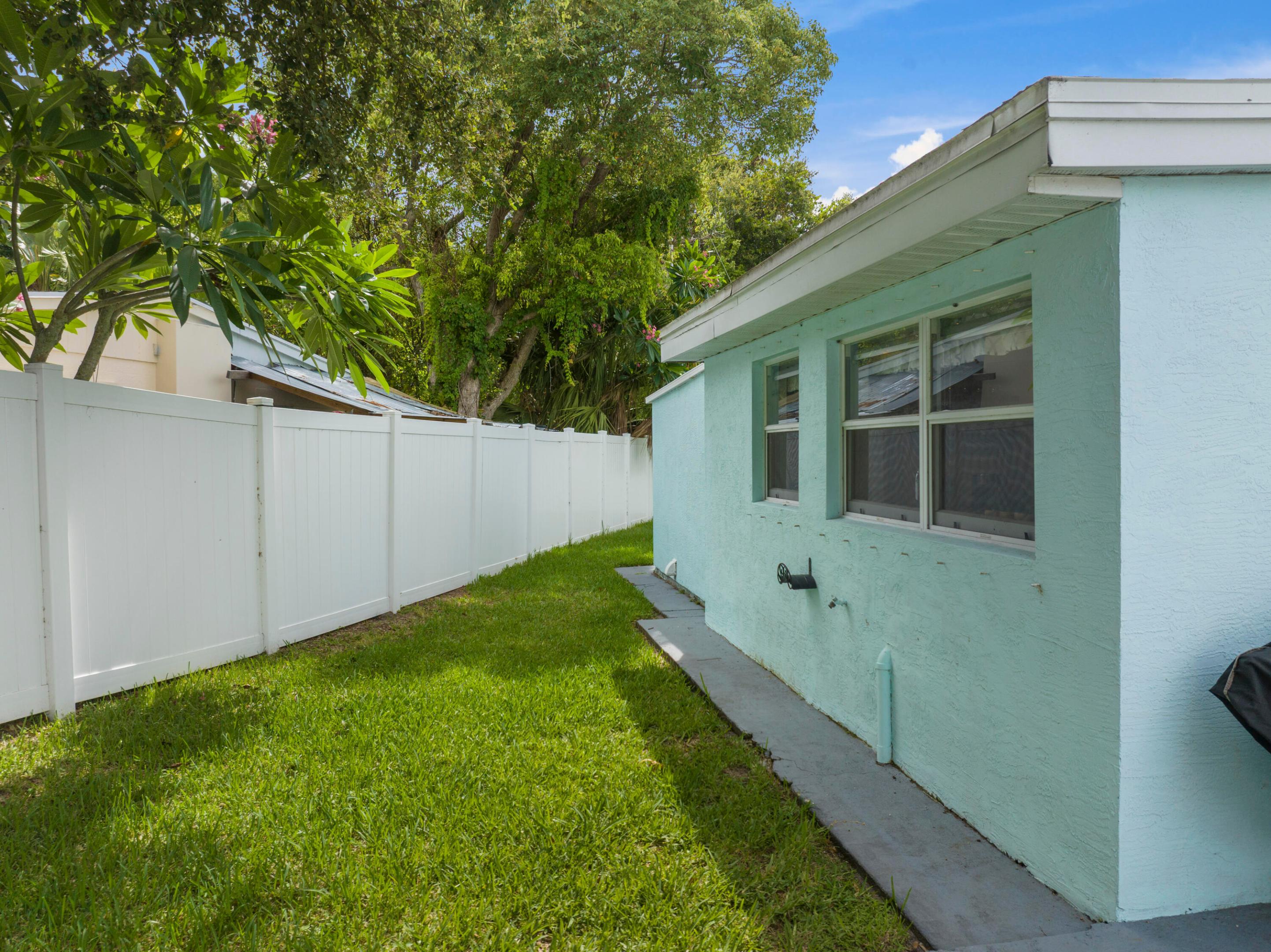 ROCKRIDGE SUB UNIT 4 - Residential