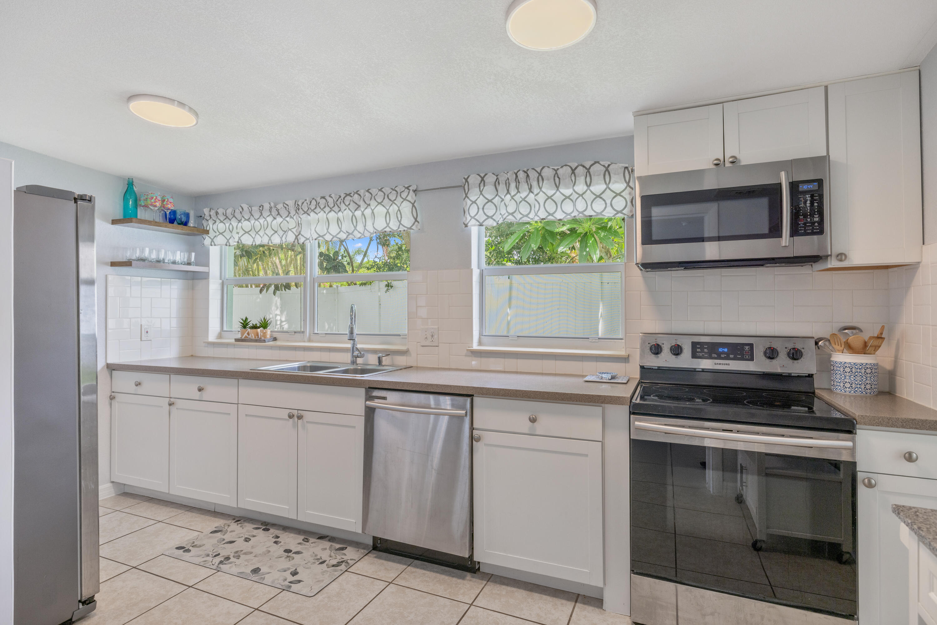 ROCKRIDGE SUB UNIT 4 - Residential