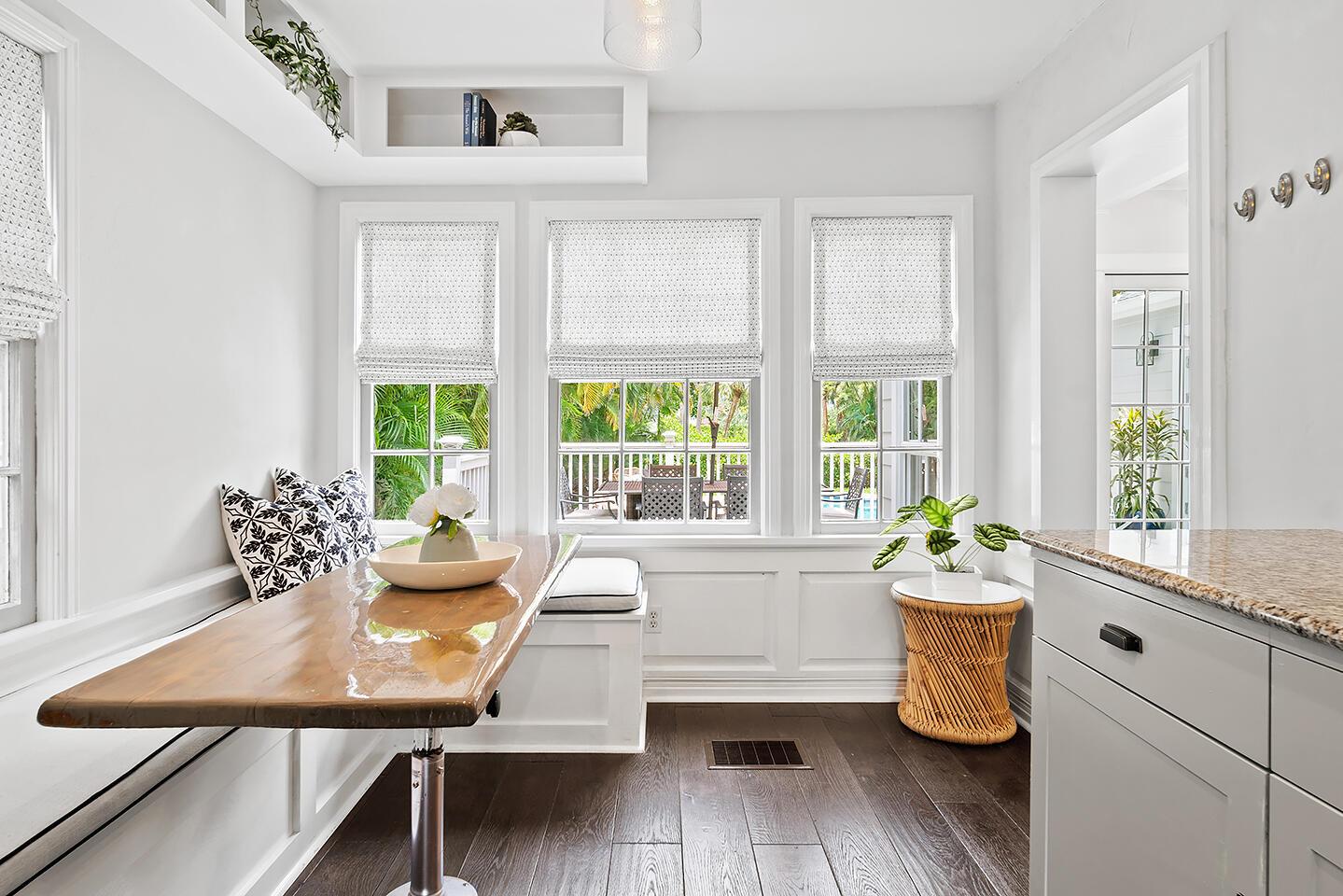 ESTATES OF SOUTH PALM BEA - Residential Lease