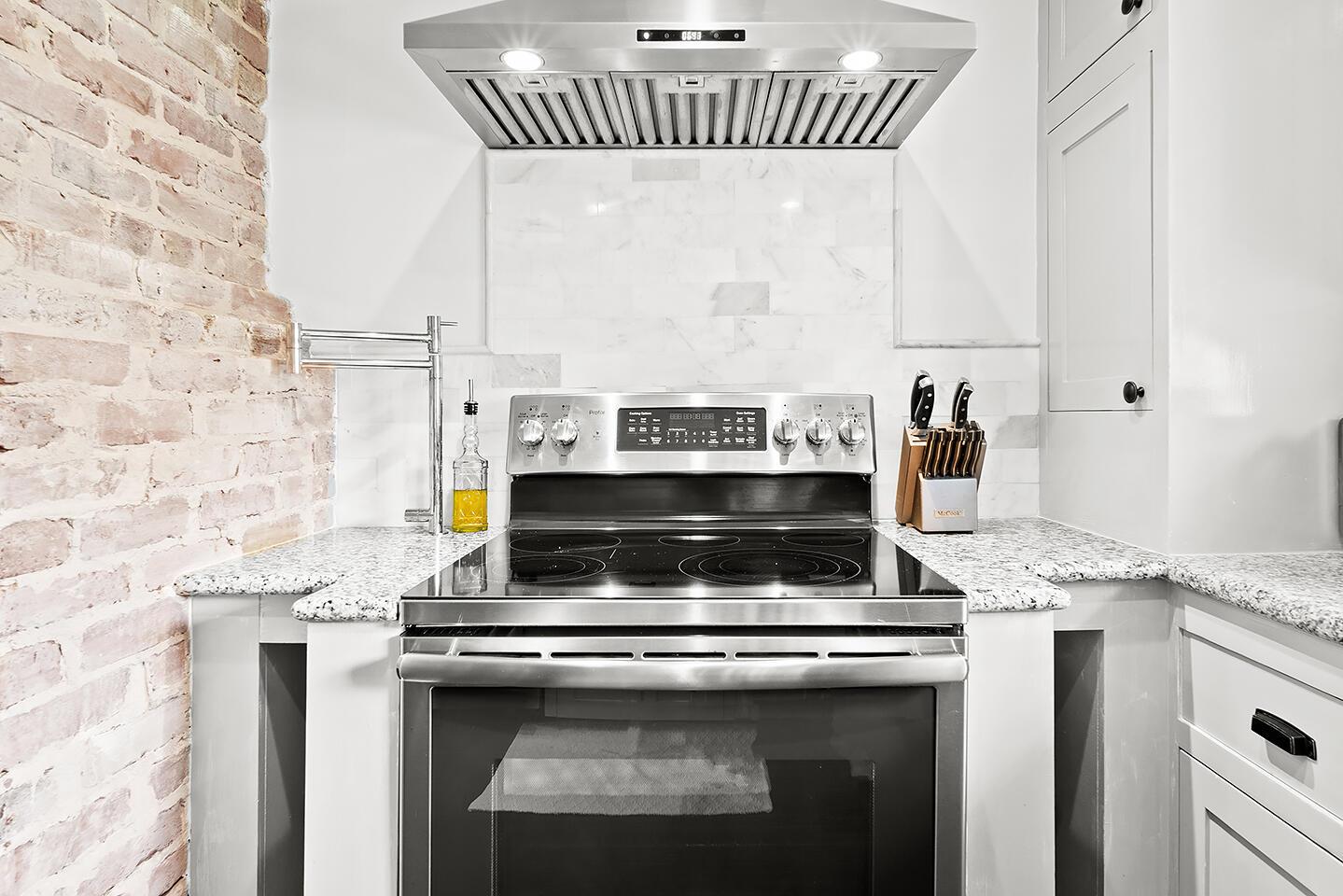 ESTATES OF SOUTH PALM BEA - Residential Lease