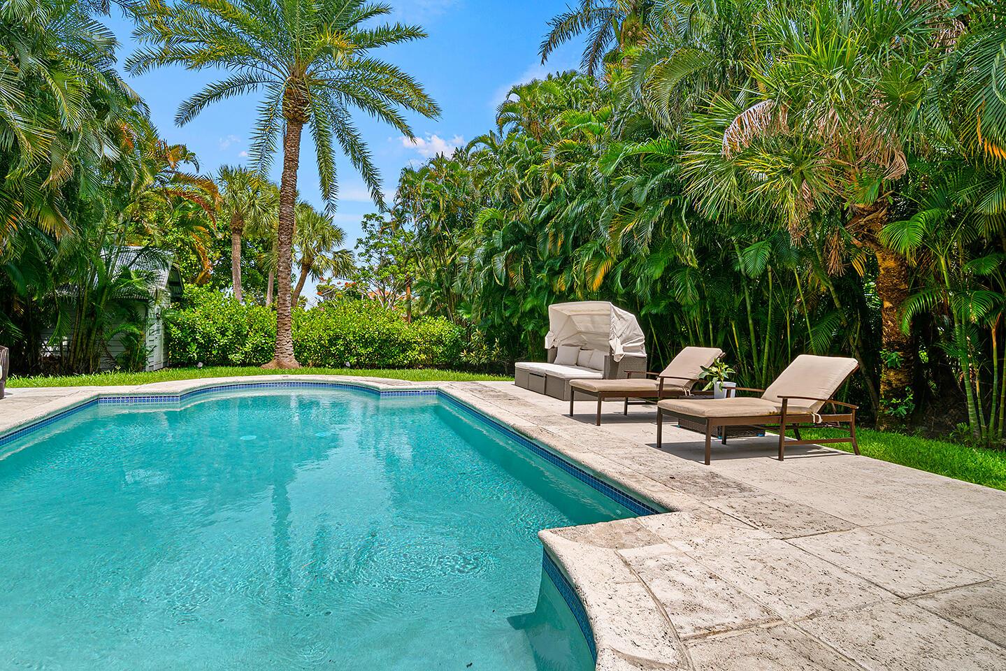 ESTATES OF SOUTH PALM BEA - Residential Lease