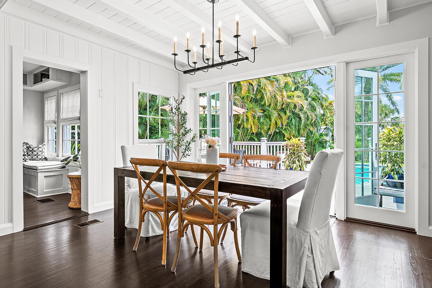 ESTATES OF SOUTH PALM BEA - Residential Lease